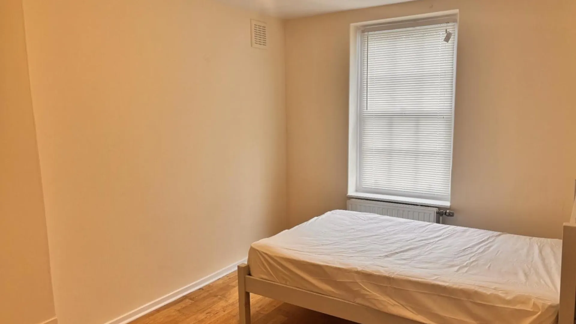 Amazing 2 Bedrooms Flat In Islington لندن